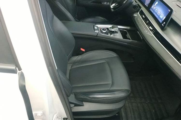 Used Chery Tiggo 8 PLUS 2024 Champion Edition 290TGDI DCT Hao Yue Version 5 Seats