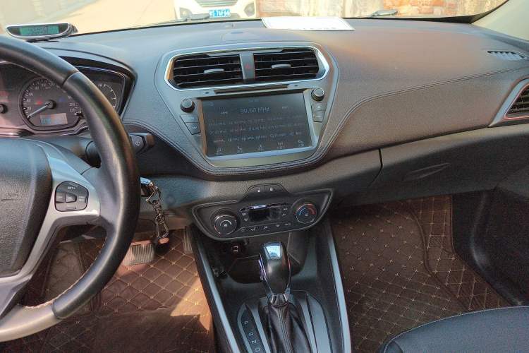 Used Ford Escort 2017 Happiness Edition 1.5L Automatic Fashion Version