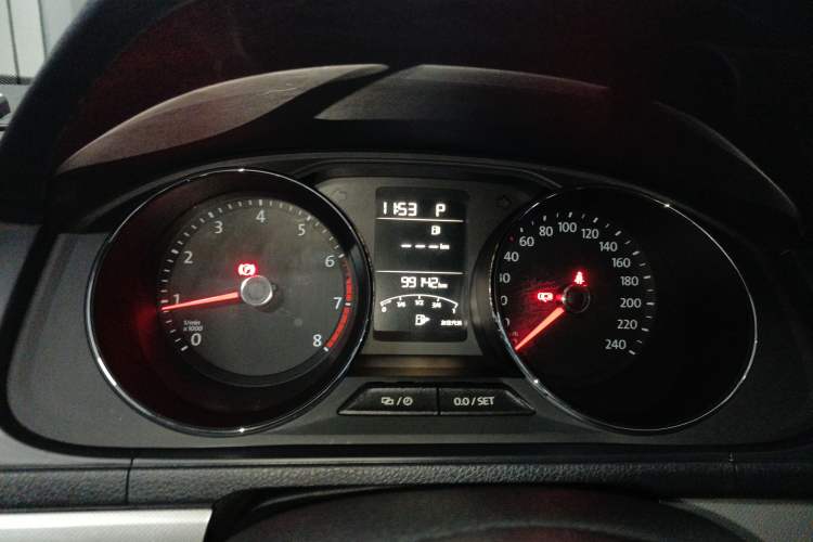 Used Volkswagen Lavida 2017 1.6L Automatic Comfort Edition
