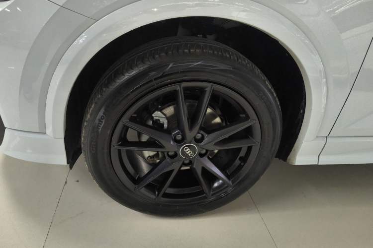 Used Audi Q2L 2022 35 TFSI Progressive Dynamic Edition