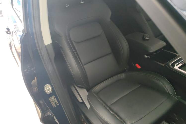 Used Chery Tiggo 8 2020 Revised Version 290TGDI Automatic Luxury Edition
