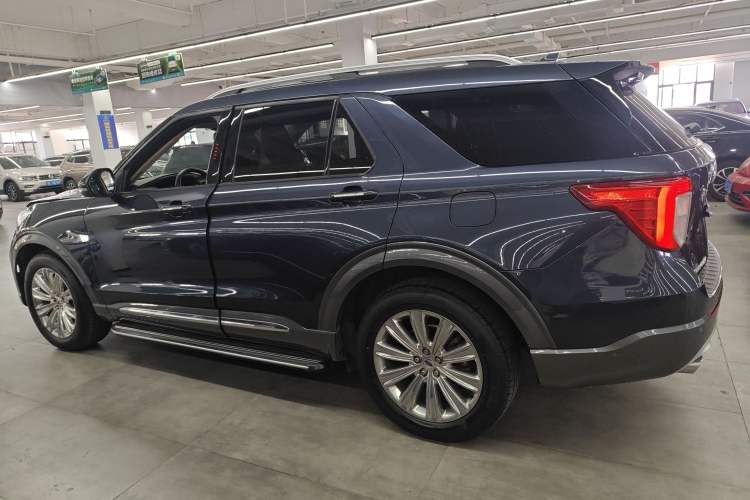 Used Ford Explorer 2020 EcoBoost 285 4x4 Titanium Edition 7-Seater
