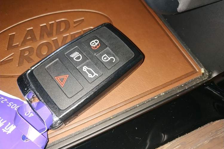 Used Land Rover Discovery Sport 2021 249 PS R-Dynamic S Performance Edition
