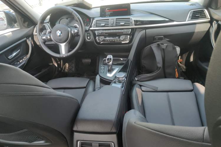 Used BMW 3 Series 2018 320Li Leading Model M Sport Package