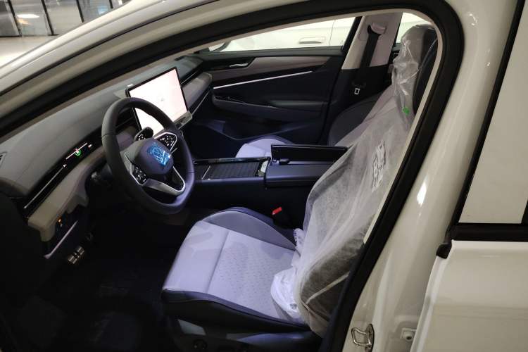 Used Volkswagen ID.7 VIZZION 2024 AIR model