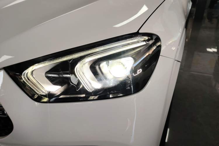 Used Mercedes-Benz GLE 2022 GLE 350 4MATIC Stylish Model
