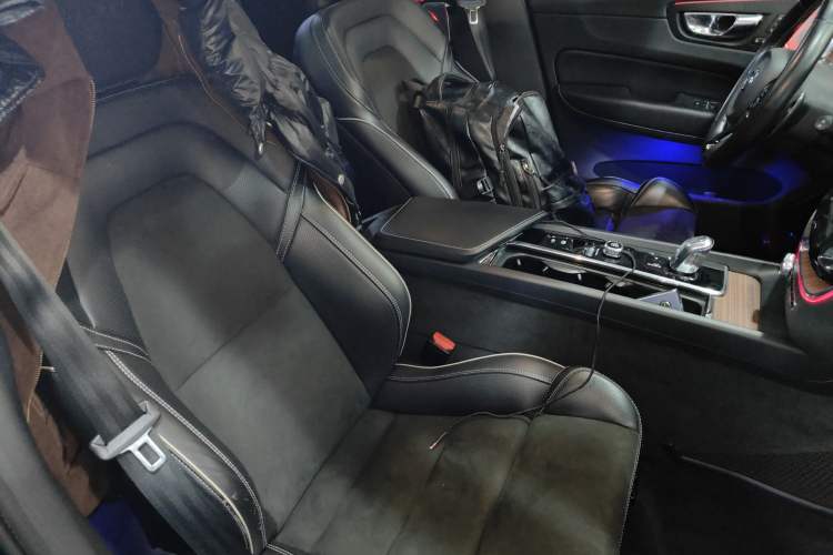 Used Volvo XC60 New Energy 2019 T8 E-Drive Hybrid Intelligent Luxury Sport Edition China V Standard