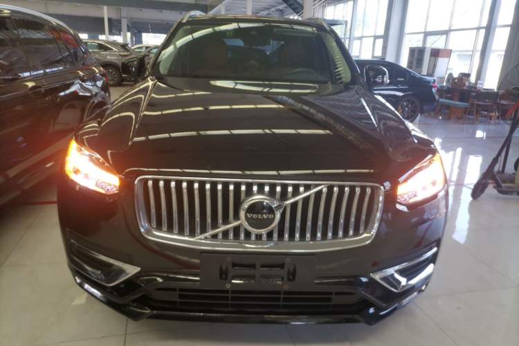 Used Volvo XC90 2020 Facelifted T6 Zhiyi Luxury 7-Seater
