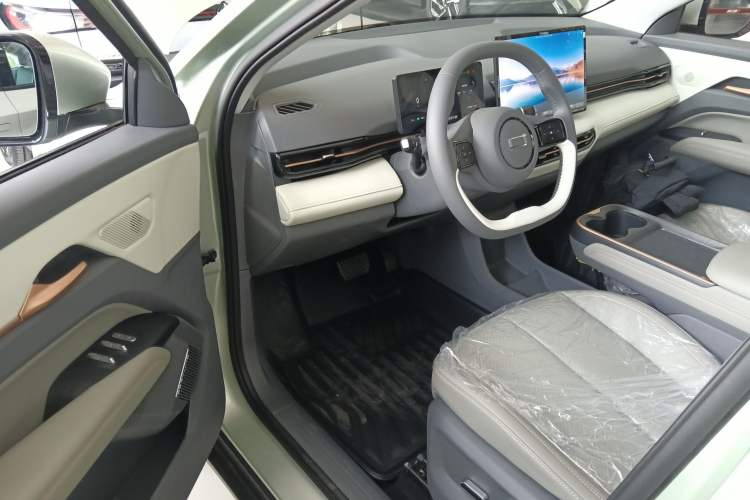 Used Bestune Yueyi 03 2025 565km Premium Edition