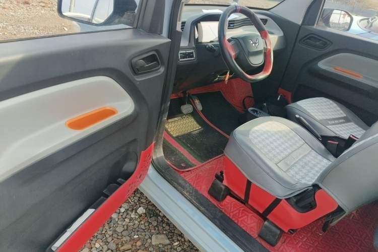 Used Wuling Hongguang MINIEV 2020 Zizai Version Lithium-NMC