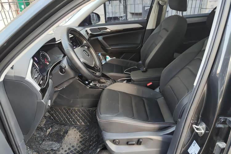 Used Volkswagen Tayron 2021 280TSI Two-Wheel Drive Luxury Smart Connectivity Version
