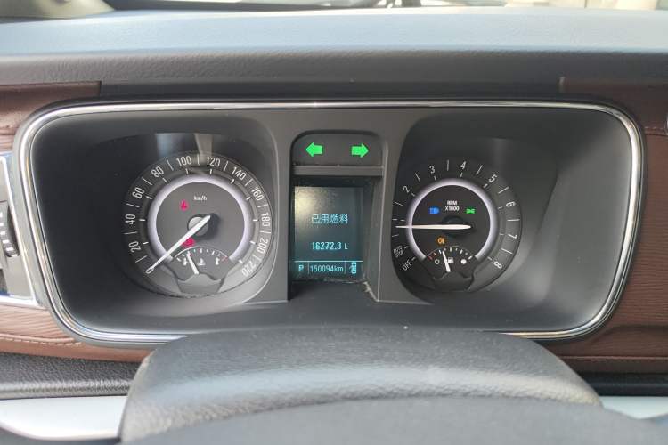 Used Buick GL8 2018 28T Luxury Model China VI Standard
