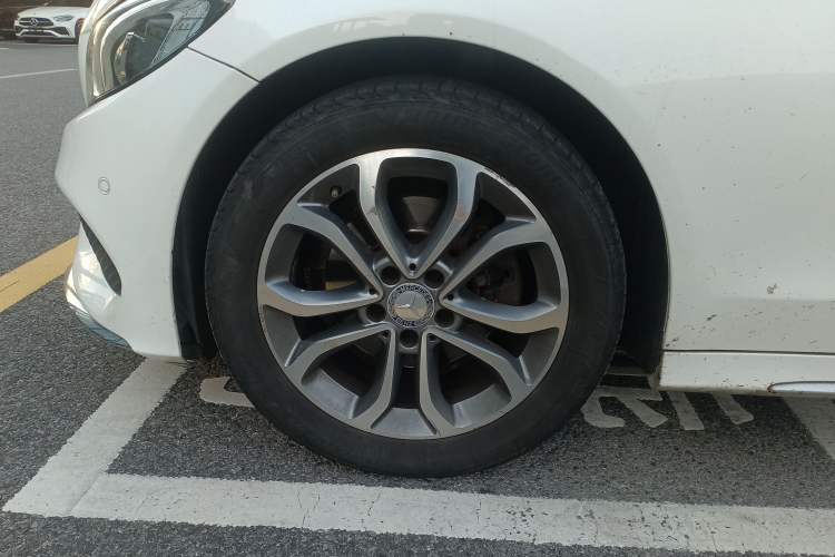 Used Mercedes-Benz C-Class 2015 C 200 L Sport Edition