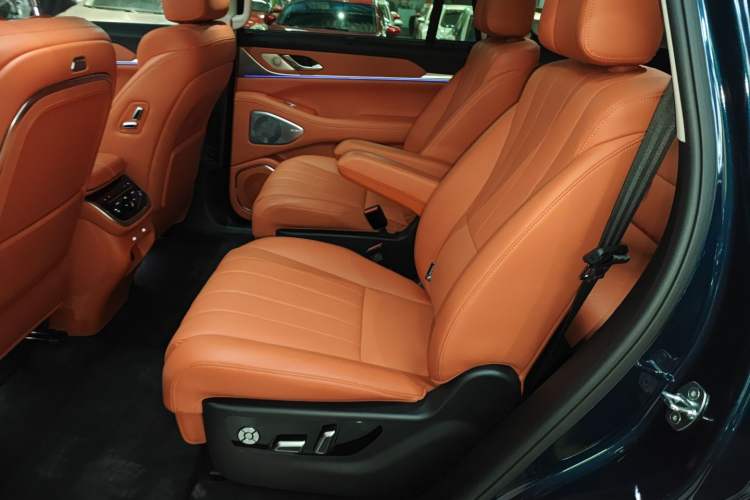 Used Wey Lanshan 2025 Four-Wheel Drive Max
