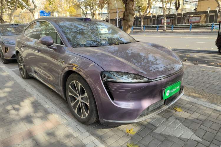 Used Hima Luxeed R7 2024 All-Electric 736 km Ultra
