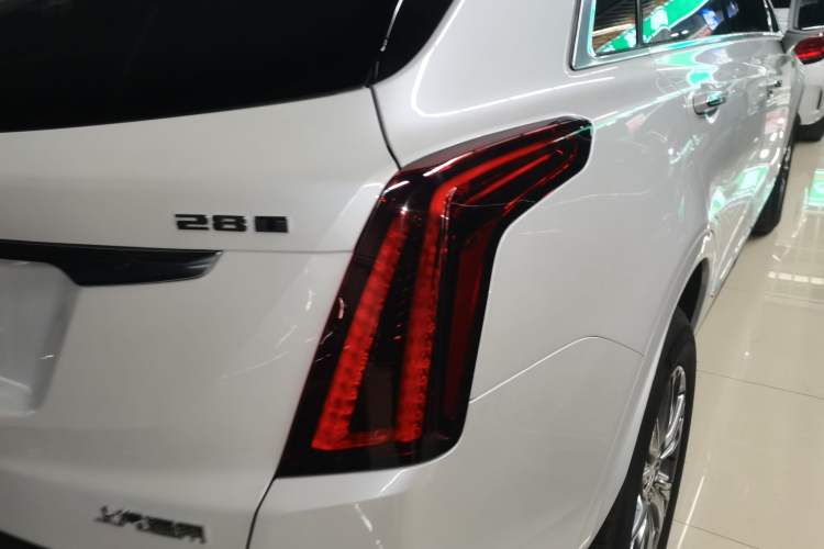 Used Cadillac XT5 2021 28T Luxury Version