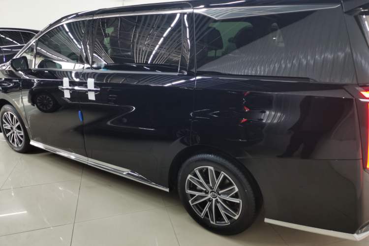 Used GAC Trumpchi M8 2024 Master Series 400T Prestige Edition
