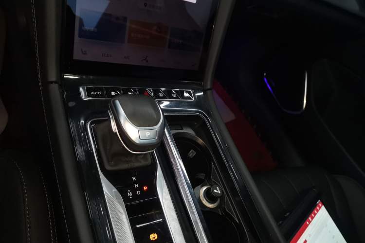 Used Hongqi H5 2023 2.0T Automatic Smart Connect Flagship Edition