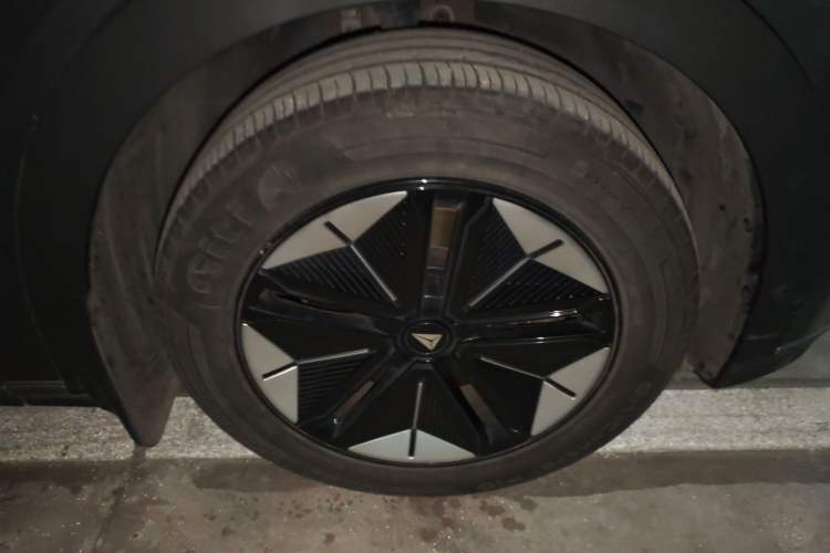 Used  S07 2023 200Max Range-Extended Version