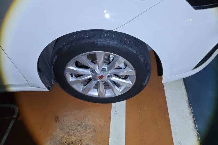 Used Roewe i6 New Energy 2017 45T Hybrid Connect & Smart Enjoyment Edition
