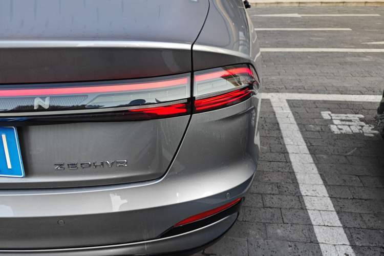 Used Lincoln Z 2025 2.0T Prestige Hybrid Edition
