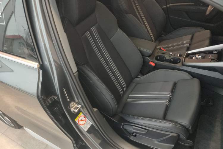 Used Audi A3 2024 A3L Limousine 35 TFSI Fashion Sport Model
