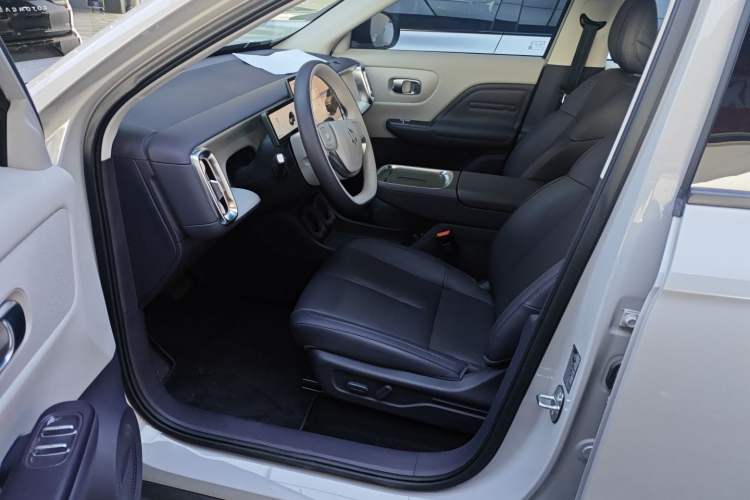 Used Leapmotor B10 2025 510 Joyful Edition
