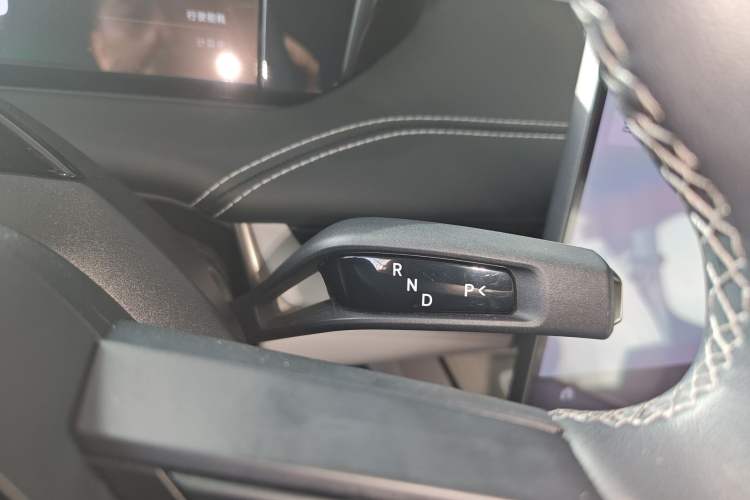 Used  SU7 2024 Rear-Drive Ultra-Long Range Advanced Pro-Level Intelligent Driving Version
