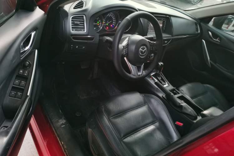 Used Mazda Atenza 2015 2.5L Blue Sky Sport Edition
