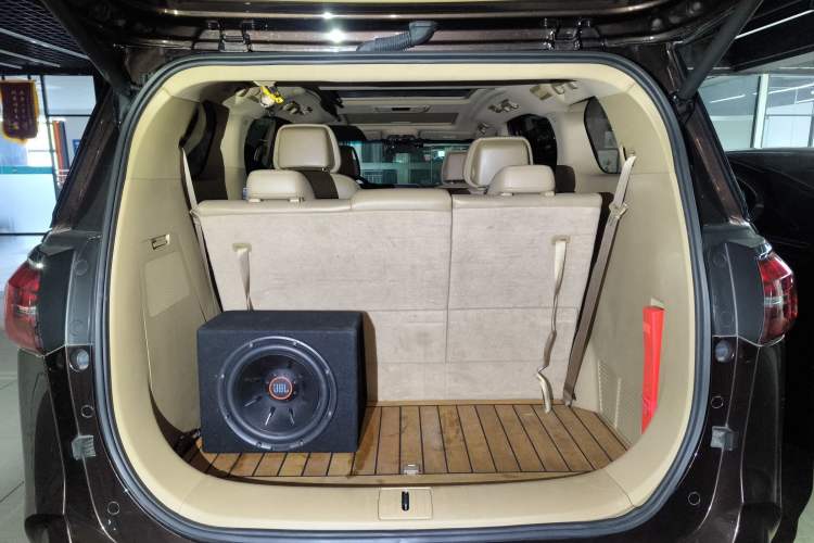 Used Buick GL8 2020 ES Land Cruiser 653T Luxury Model