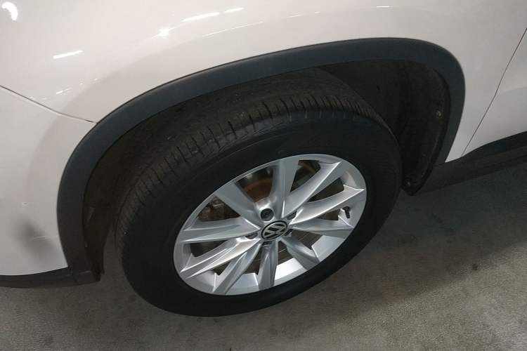 Used Volkswagen Tiguan 2017 300TSI Automatic Two-Wheel Drive Silk Road Comfort Edition