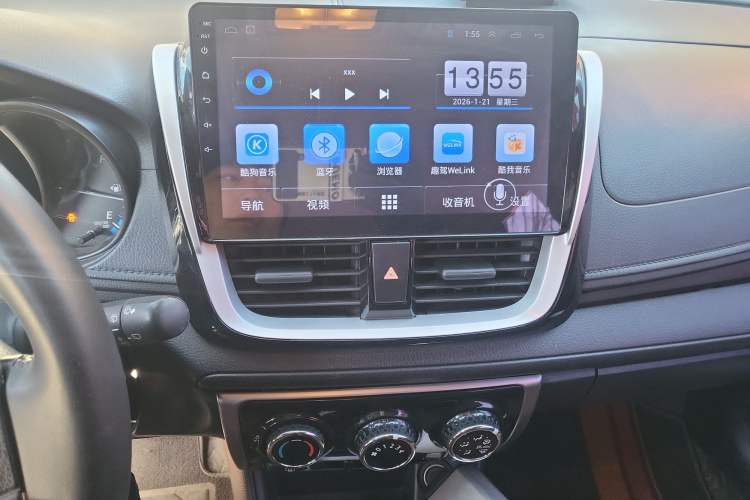 TDK.VehicleDetails.img