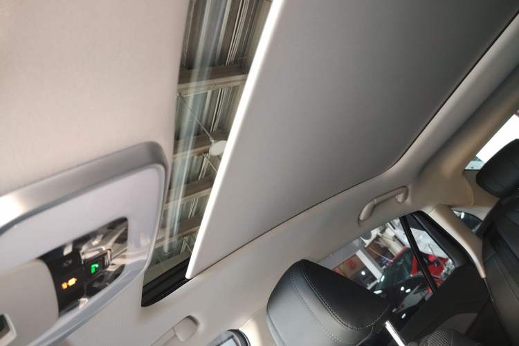 Used Hongqi H5 2024 1.5T DCT Smart Connect Flagship Edition
