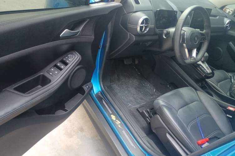 Used BYD Yuan New Energy 2019 EV535 Smart Connect Trendsetting Model
