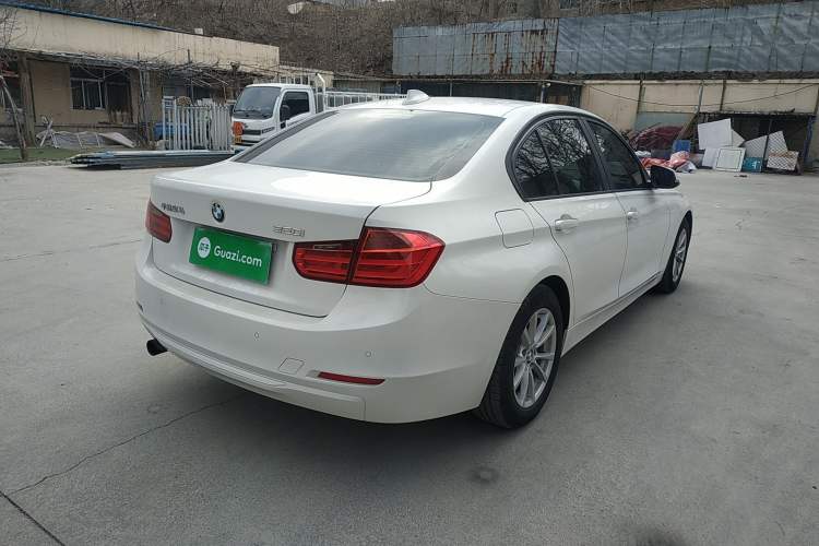 Used BMW 3 Series 2015 316i Active Edition
