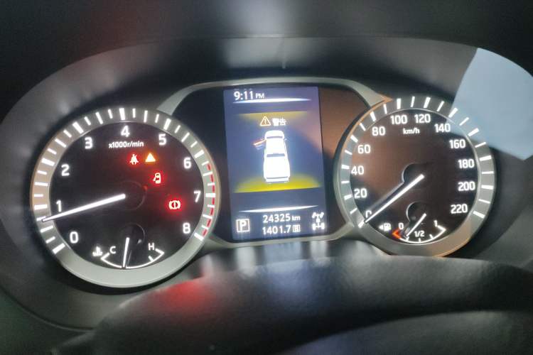 Used Nissan Navara 2021 2.5L Automatic 4x4 Premium Version QR25
