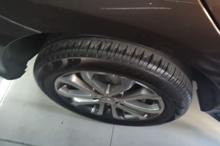 Used Mercedes-Benz GLE 2016 GLE 320 4MATIC Luxury Model