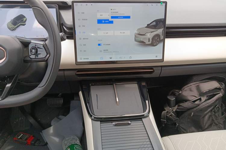 Used Lynk & Co 08 EM-P 2023 245km Ultra-Long Range Halo
