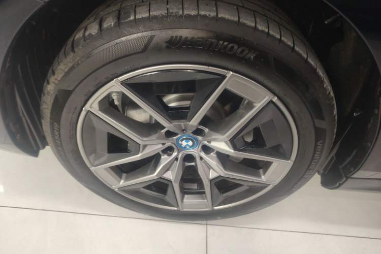 Used BMW i5 2024 eDrive 35L Prestige Luxury Package