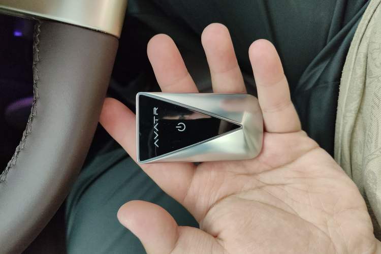 Used  11 2025 Ultra Extended-Range Edition
