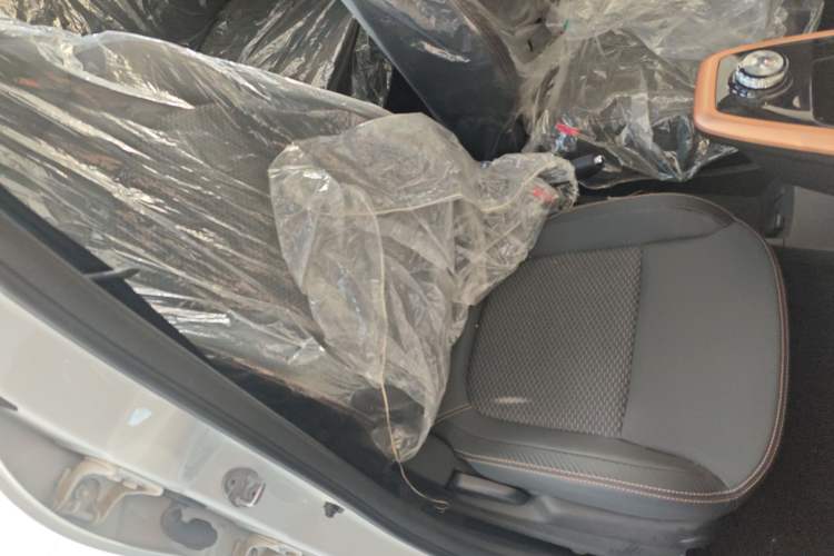 Used Dongfeng NAMMI BOX 2022 Chasing Wind Edition 331KM Advanced Model
