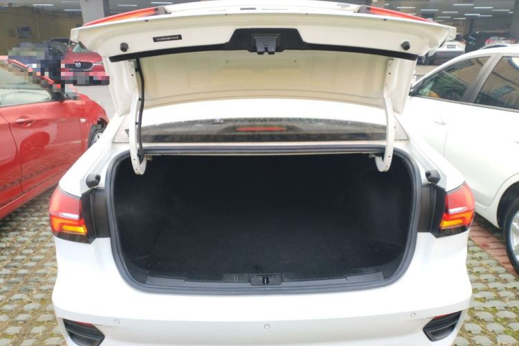 Used Roewe i5 2021 1.5L Manual Platinum Edition
