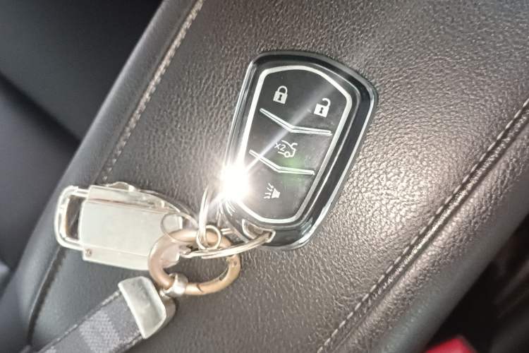 Used Cadillac XT4 2021 28T Two-Wheel Drive Luxury Version
