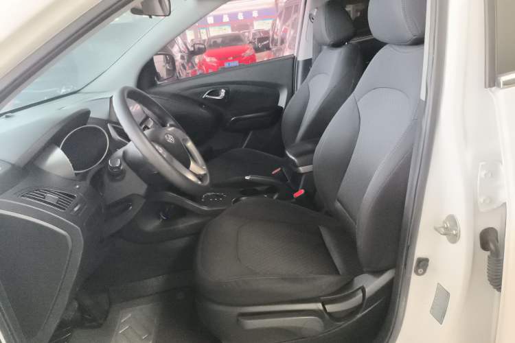 Used Hyundai ix35 2015 2.0L Automatic 2WD Comfort Edition China V Standard
