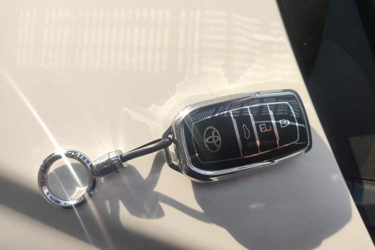 Used Toyota Corolla 2023 1.8L Smart Electric Hybrid Dual-Motor Elite Edition
