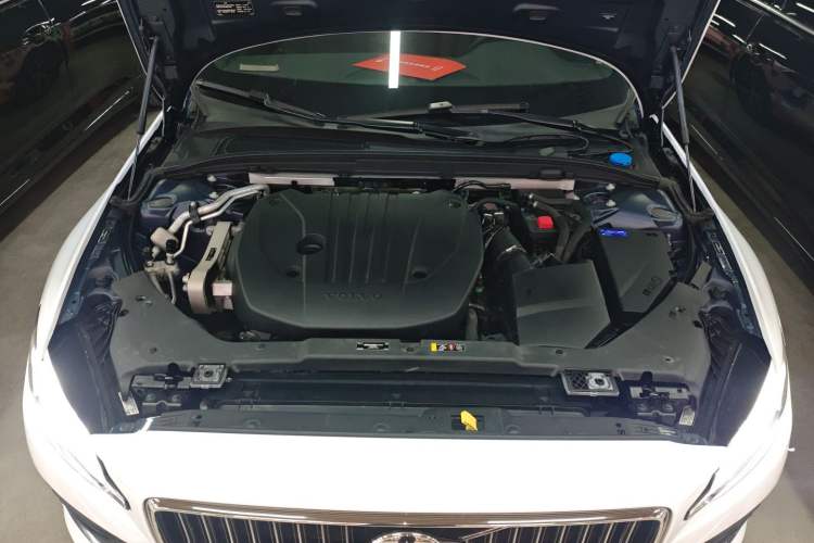 Used Volvo S60 2023 B4 Zhiyi Luxury Edition
