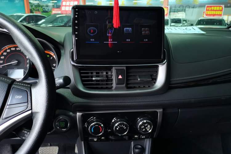 Used Toyota YARiS L 2022 X-Trail 1.5L CVT Luxury PLUS Edition
