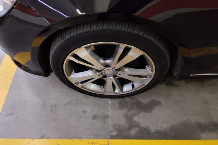 Used Mercedes-Benz E-Class 2015 E 320 L 4MATIC
