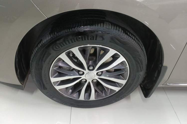 Used Buick GL8 2023 ES Lu Zun Comfort Model
