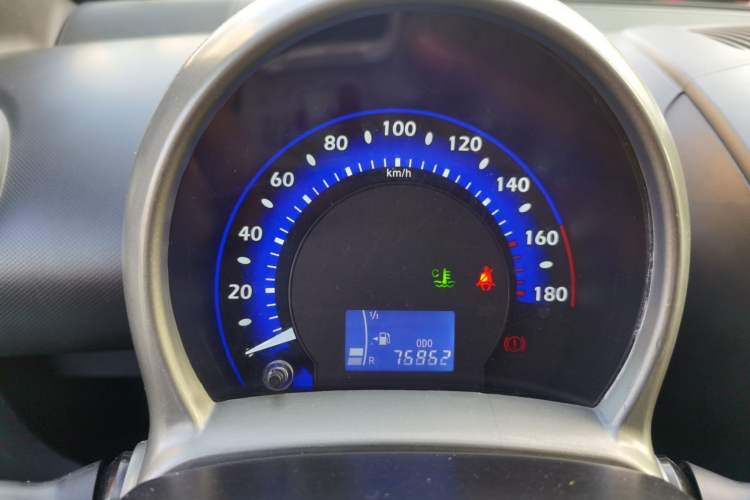 Used BYD F0 2012 1.0L XuanKu Trim
